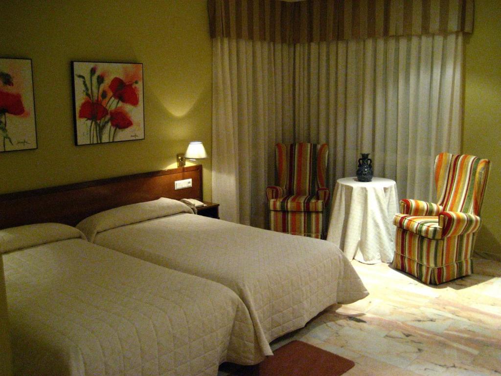 Hotel La Torre Vega de Valdetronco Chambre photo