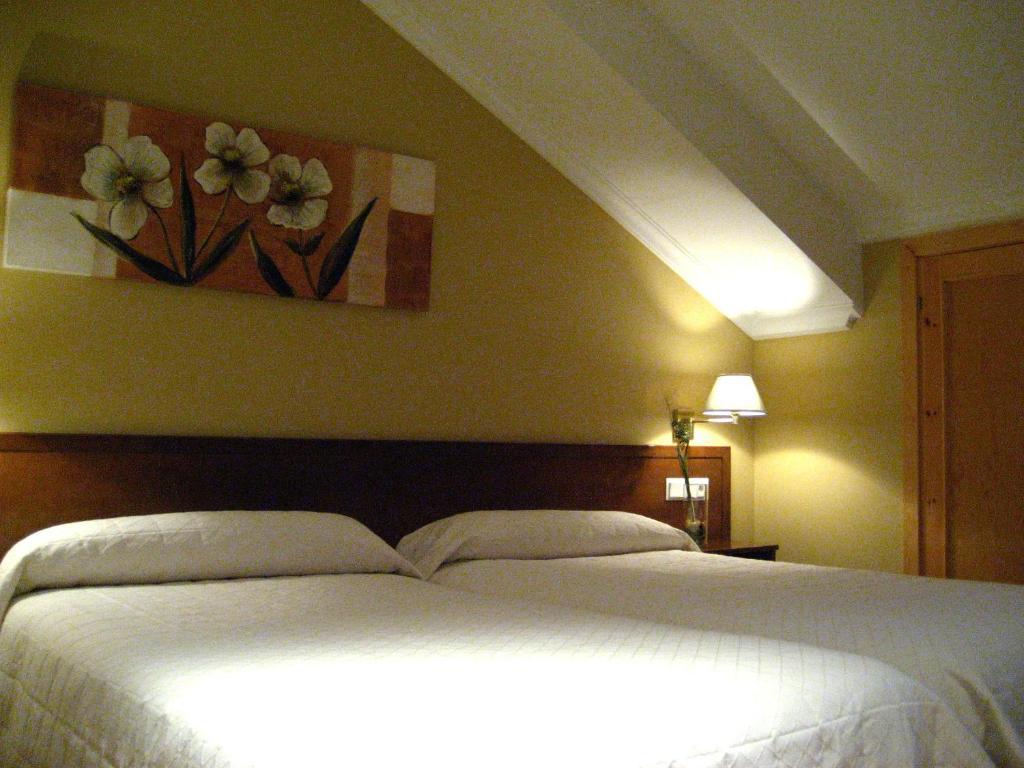 Hotel La Torre Vega de Valdetronco Extérieur photo